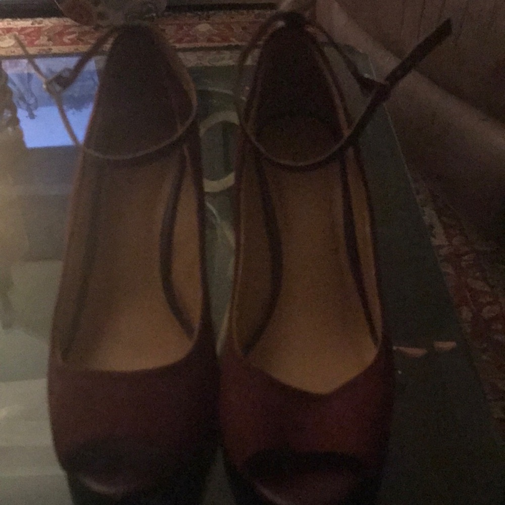 Cato Dark Brown Peep-Toe Heels